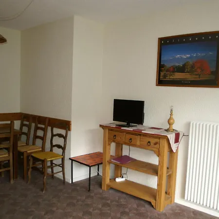 2 Pieces Au Pied Des Pistes, Balcon, Casier A Ski, Parking Gratuit - Fr-1-557-62 公寓